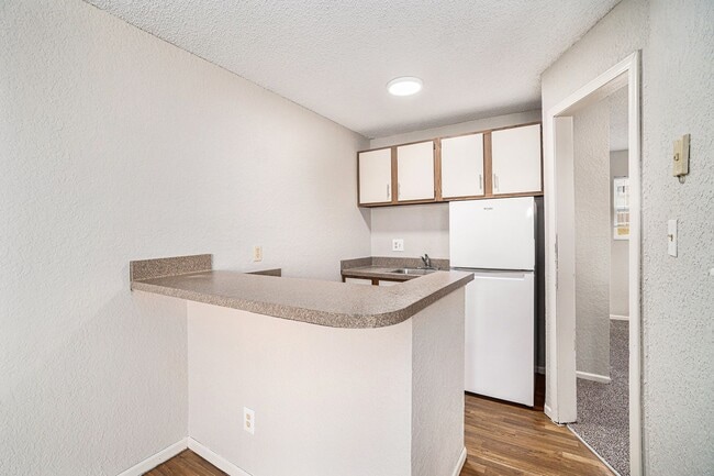 Photo - Gladstone Studios