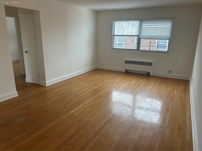 Photo - 15 Schenck Ave Unit 3E