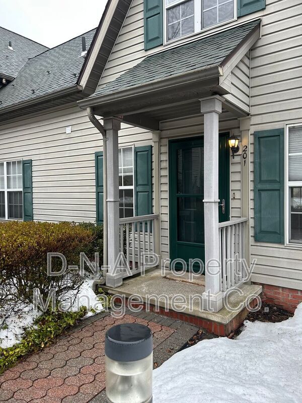 Photo - 201 Walnut Grove