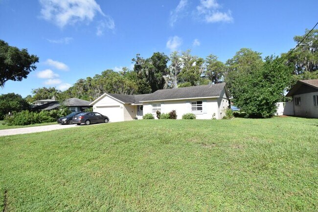 Photo - 1620 Lake Downey Dr