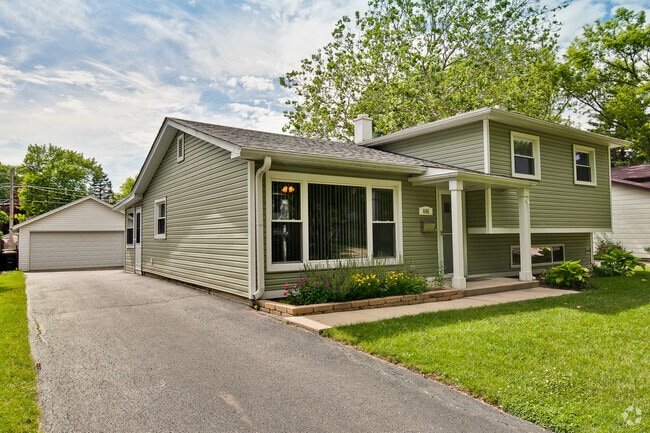 Building Photo - 648 N Greenview Ave Rental