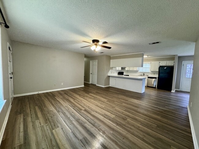 Photo - 26 Alexis Dr