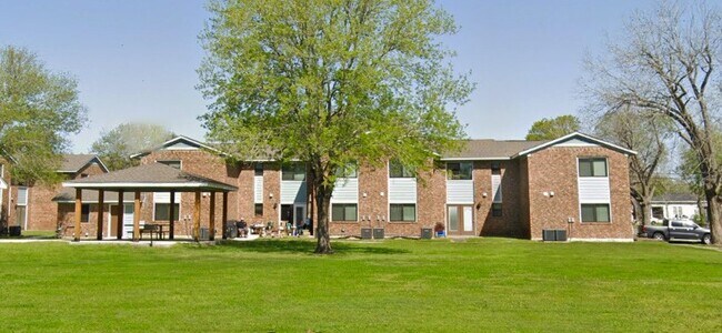 Photo - 106 Walnut St