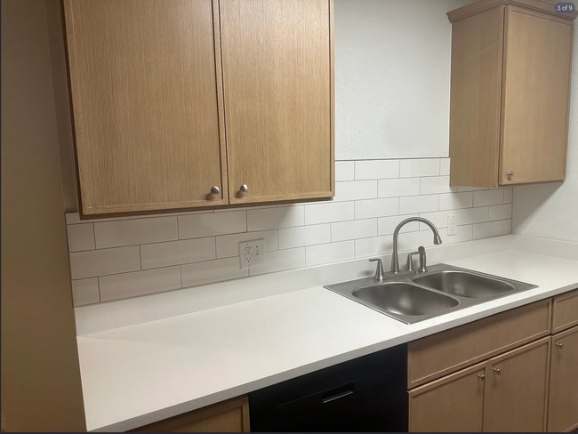 Photo - 5705-5707 S. Vancouver Ave Unit 5705 S. Vancouver Ave