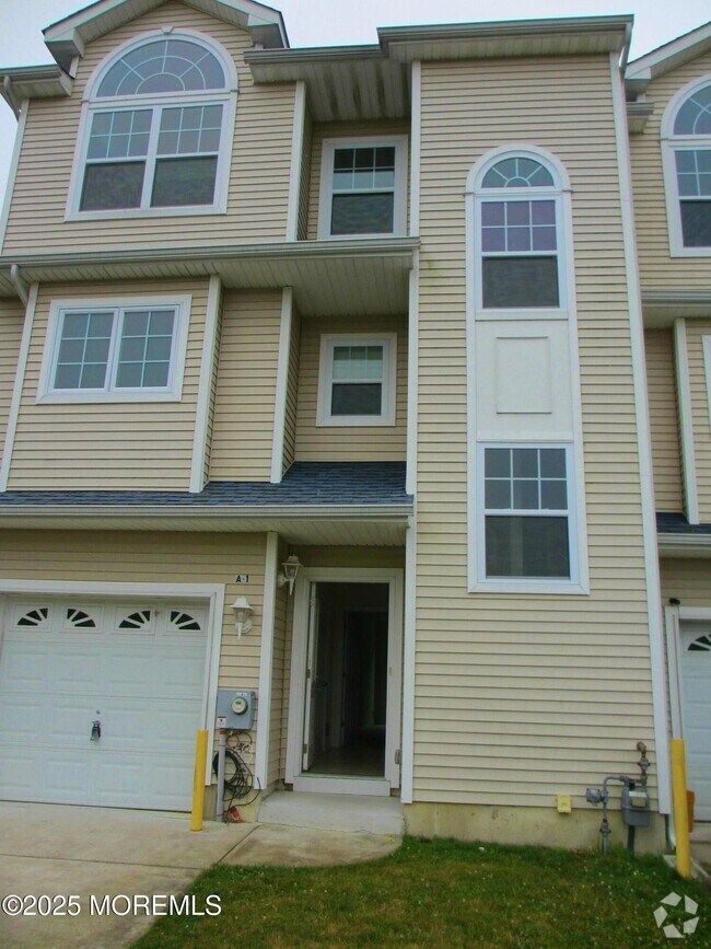 Building Photo - 380 Radio Rd Rental