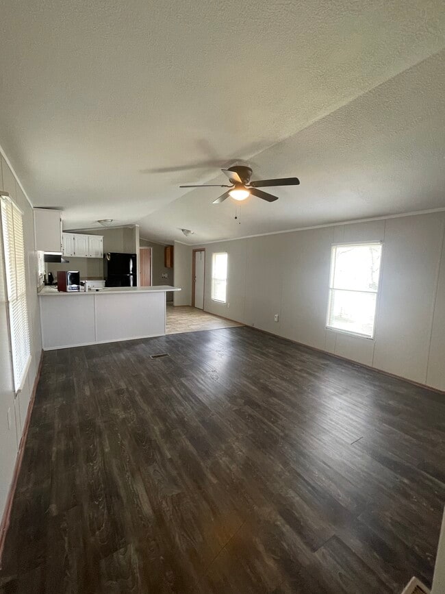 Photo - 18 Bellwood Dr