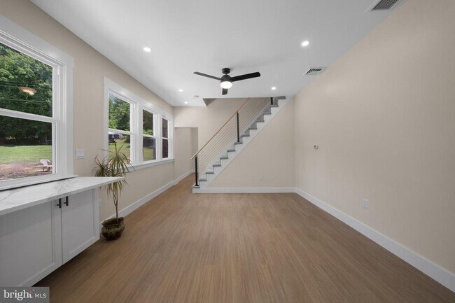 Photo - 71 Dreamland Park Dr Unit 75 REAR