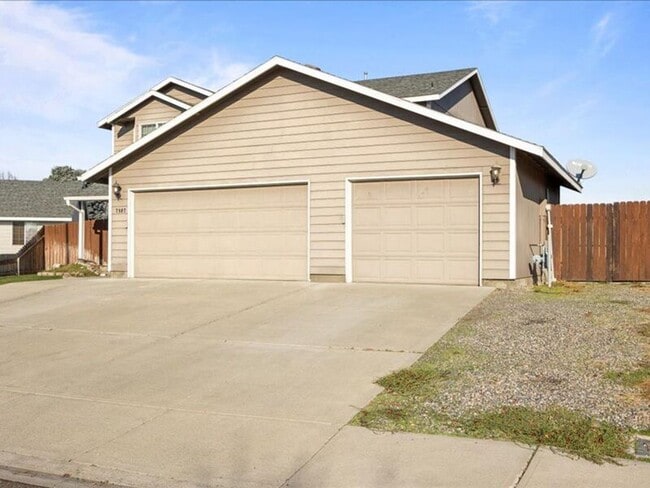 Photo - 7807 Vendovi Dr