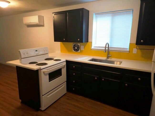 Photo - 263/267 20th St. SE Unit 267