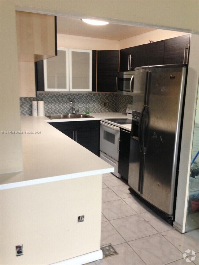 Building Photo - 6101 N Falls Cir Dr Unit 409 Rental