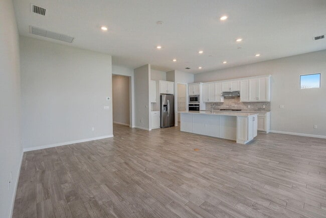 Photo - 837 SE Courances Dr