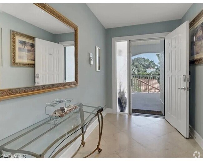 Building Photo - 4650 Yacht Harbor Dr Unit 125 Rental