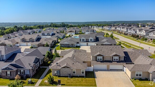 Building Photo - 9012 Jean Louise Dr Rental