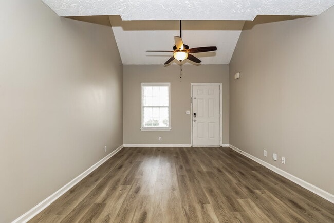 Photo - 4825 Nina Marie Ave