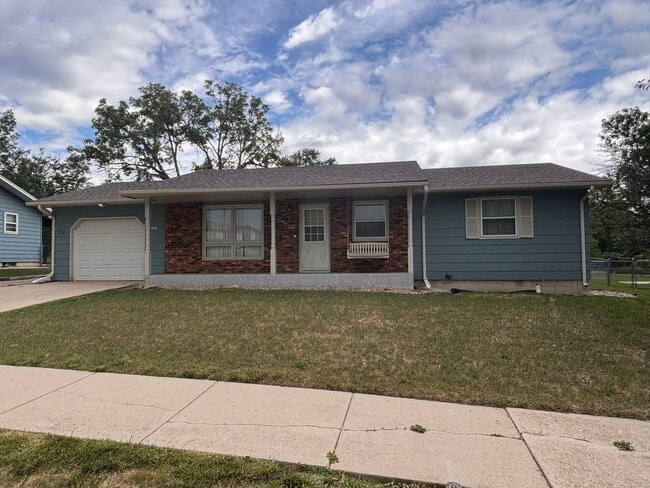 Building Photo - 4 BED | 2 BATH | HOME | SOUTH RAPID