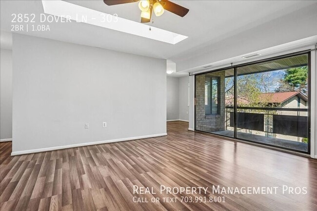 Photo - 2852 Dover Ln Unit 303