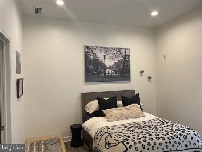 Photo - 980 N Marshall St Unit 1