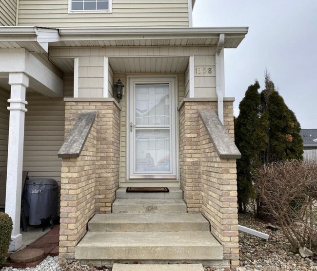 Photo - 1358 Mariner Way