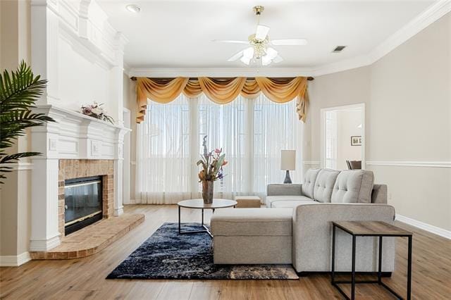 Photo - 118 W Greenbriar Ln