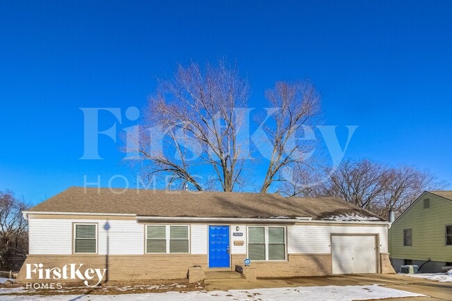 Photo - 3620 NE 54th Terrace