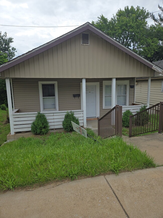 Building Photo - 5612 Jennings Station Rd Rental
