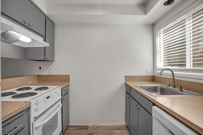 #329 MAPLE VIEW APARTMENTS