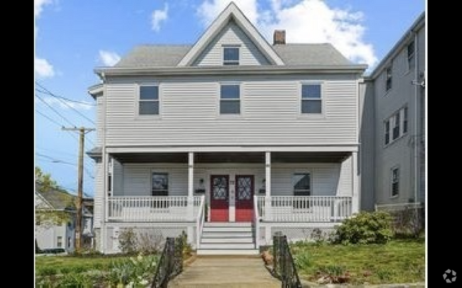 Building Photo - 74 Upham St Unit #3 Rental