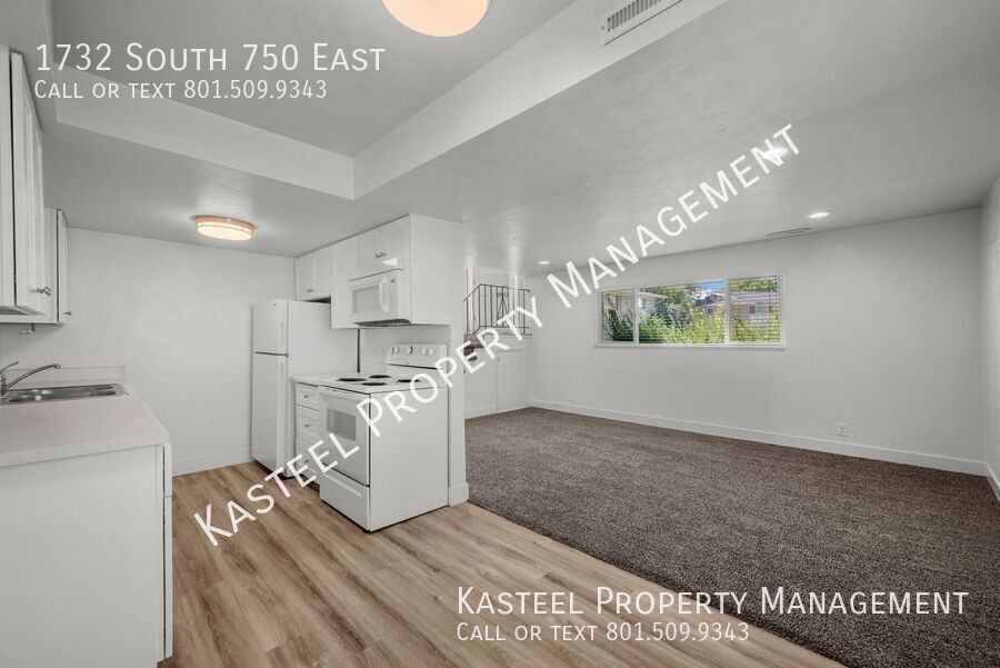 1732 S 750 E St