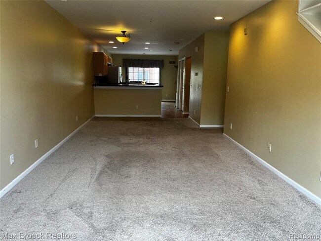 3177 Newbury Pl