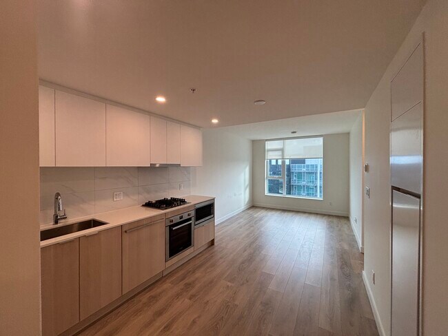 Photo - 2906-318 Alderson Avenue Unit 2906