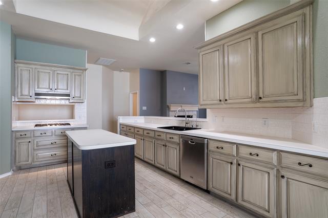 Photo - 1204 Morrow Ln