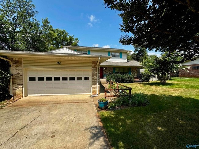 Photo - 7608 Peacock Dr SW