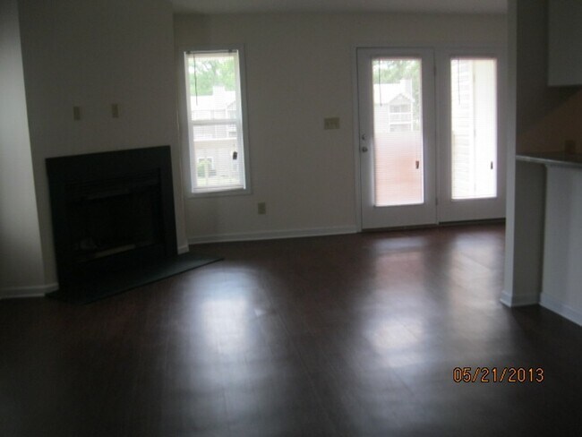 Photo - 671 Bartons Landing Pl
