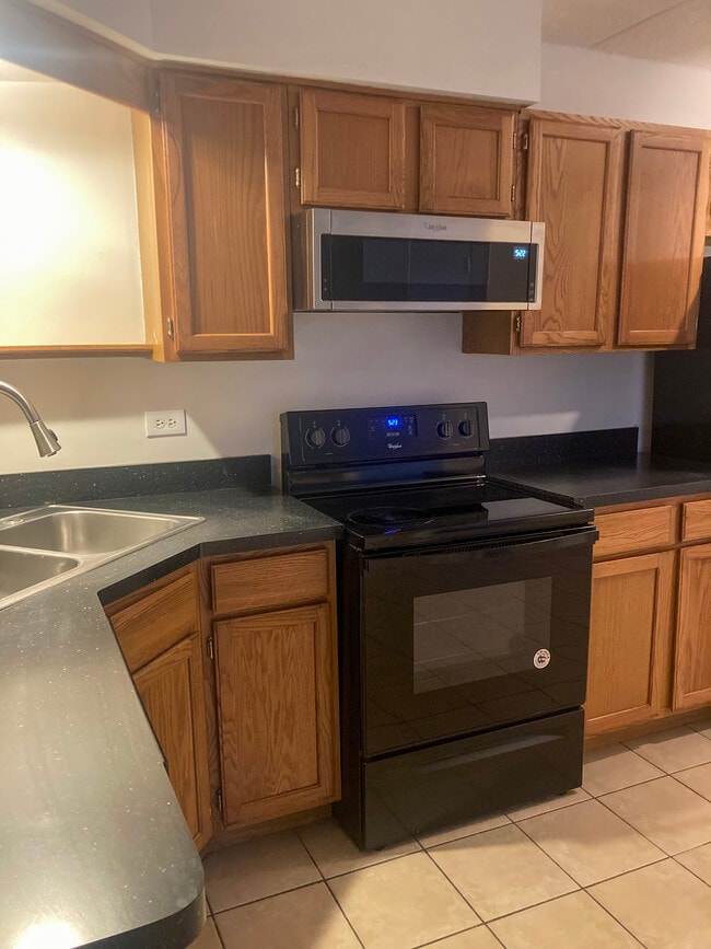 Photo - 513 Timber Ridge Dr