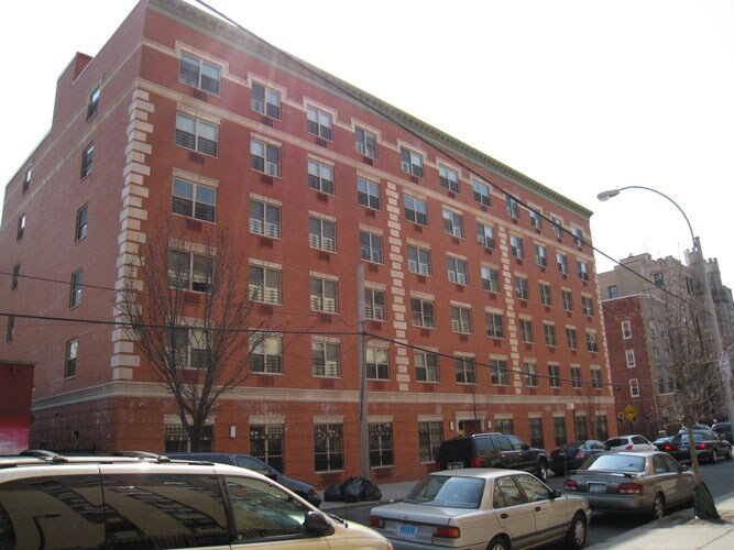 Photo - Friendly Towers Apartments