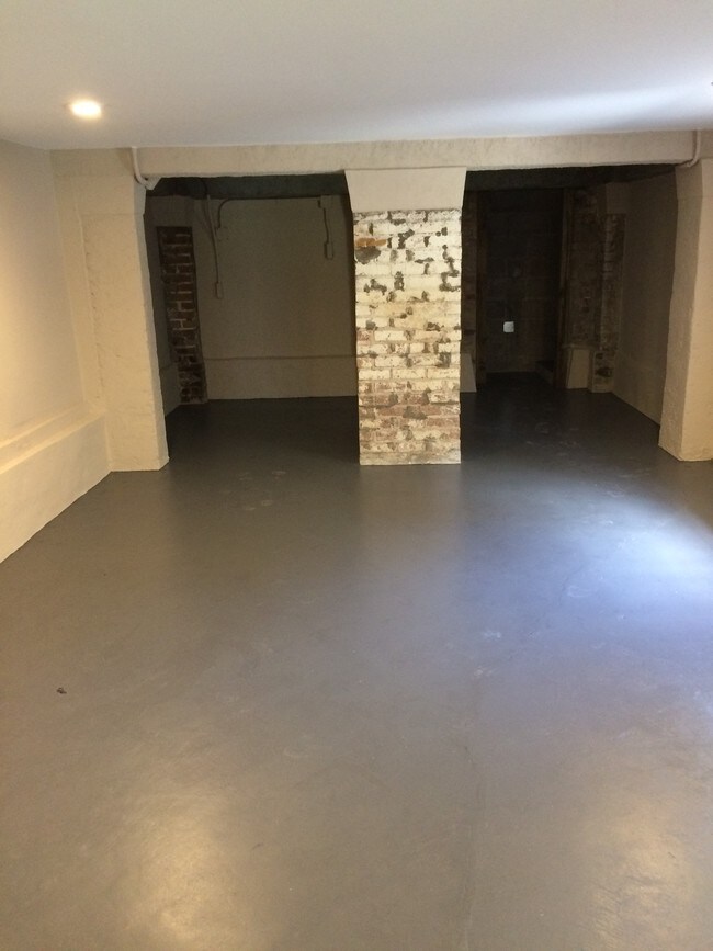 Photo - 8329 Pritchard Pl Unit B