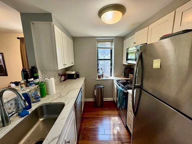 Photo - 1933 Commonwealth Ave Unit 401