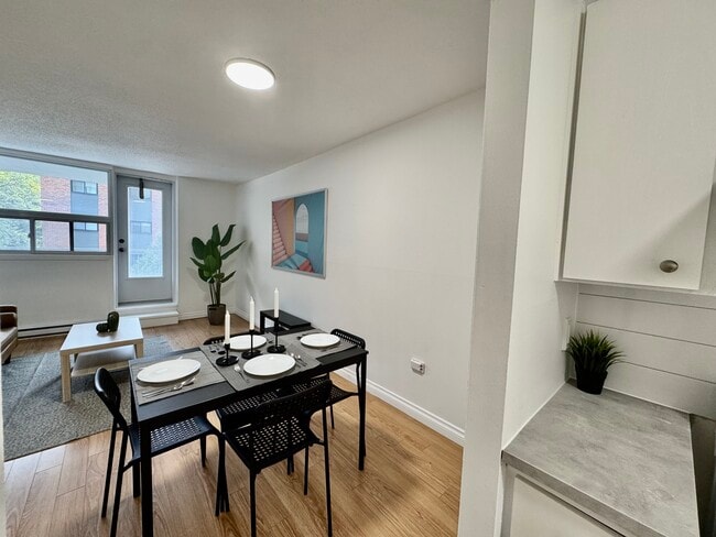 Photo - 2175 Av Chapdelaine