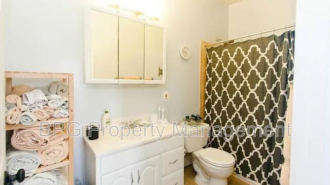 Photo - 1027 7th St NE