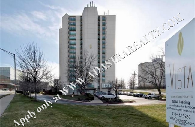 Building Photo - Beautiful 1 Bed 1 Bath Condo Across The Street from KU Med Campus!-Available in July!!