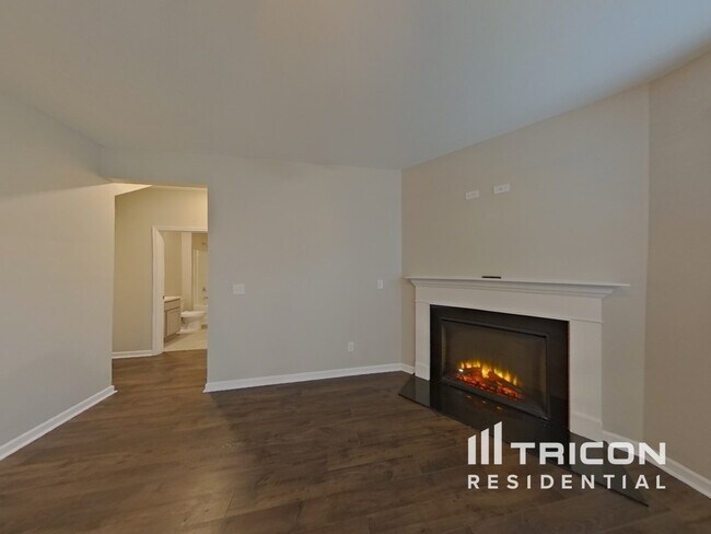 Photo - 1508 Denver Way