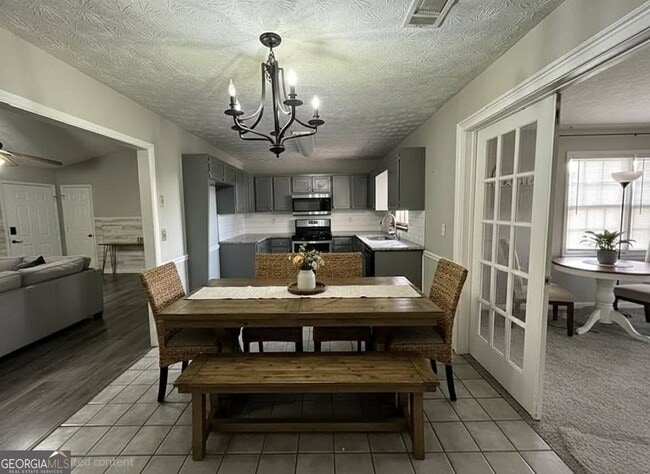 Photo - 142 Summerfield Dr