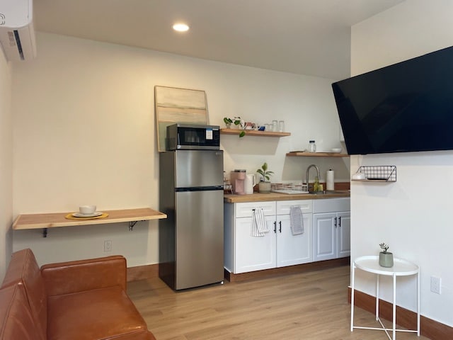 Photo - 2533 Judson St Unit #2