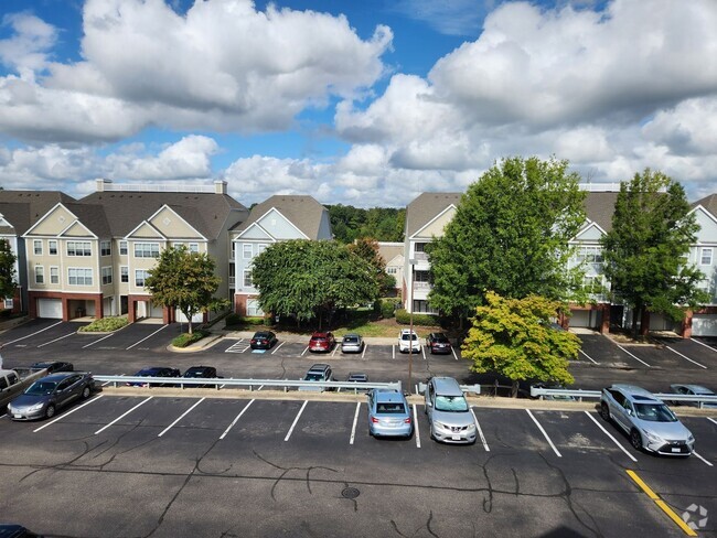 Building Photo - Midlothian-2 bed 2 bath Condo--Bristol Vil...