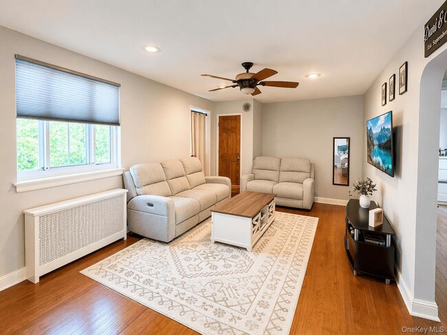 Photo - 255-17 74th Ave Unit B