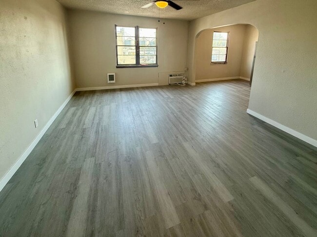Photo - Renovated 1 Bedroom Available Now! All Uti... Unit APT 4