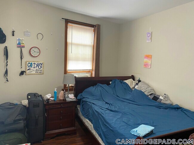 Photo - 1124 Cambridge St Unit 5