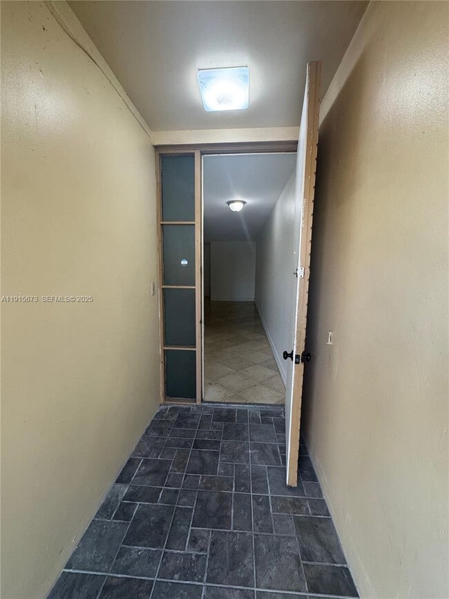 Photo - 7000 Crown Gate Ct