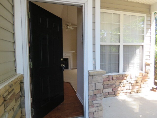 Photo - 936 Cinnamon Dr
