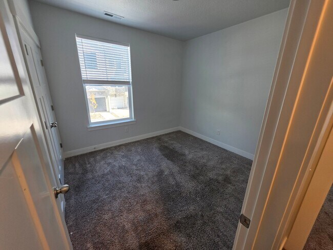 415 N 360 W Unit P